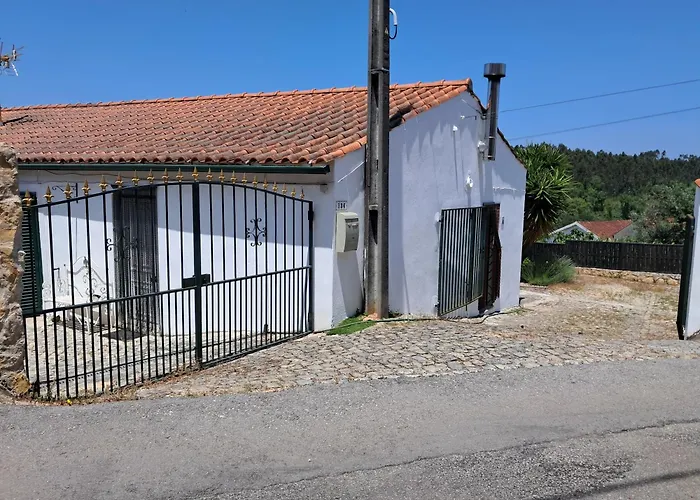Domaine De La Quinta Fenix - Familial Avec Cuisine Cerejeiras